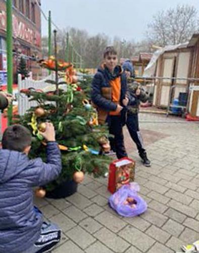 © WinterZauberBaum, MomentUM Tourismus und Citymanagement Region Schwedt, Nationalpark Unteres OdertalMomentUM Tourismus und Citymanagement Region Schwedt, Nationalpark Unteres Odertal